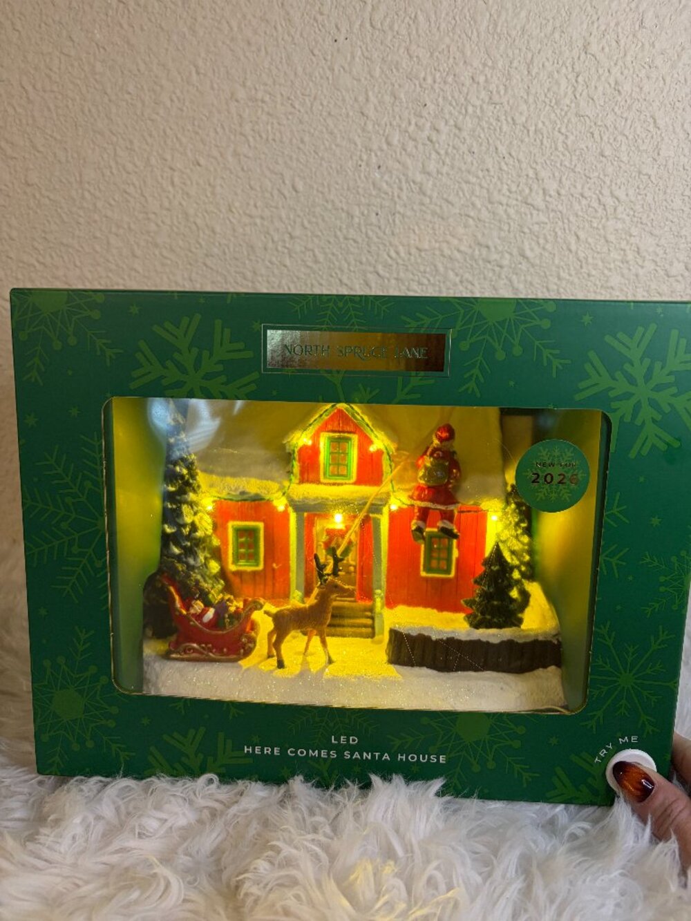 North Spruce Lane Here Comes Santa House LED Christmas Village No 29 NIB